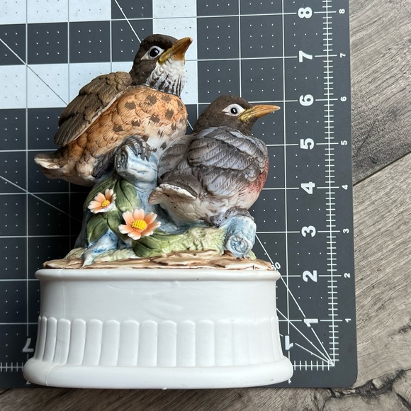 Robin KW5157 Porcelain figurine birds statue - Picture 5 of 9